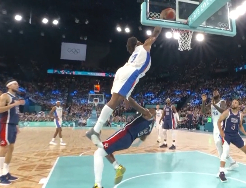 体育赛事詹姆斯在篮网比赛中状态火爆杜兰特爆冷击败德国队，里尔加时末段复出首秀都惊呆了的简单介绍